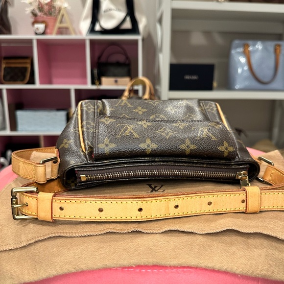 Louis Vuitton Viva Cite PM - Picture 10 of 16